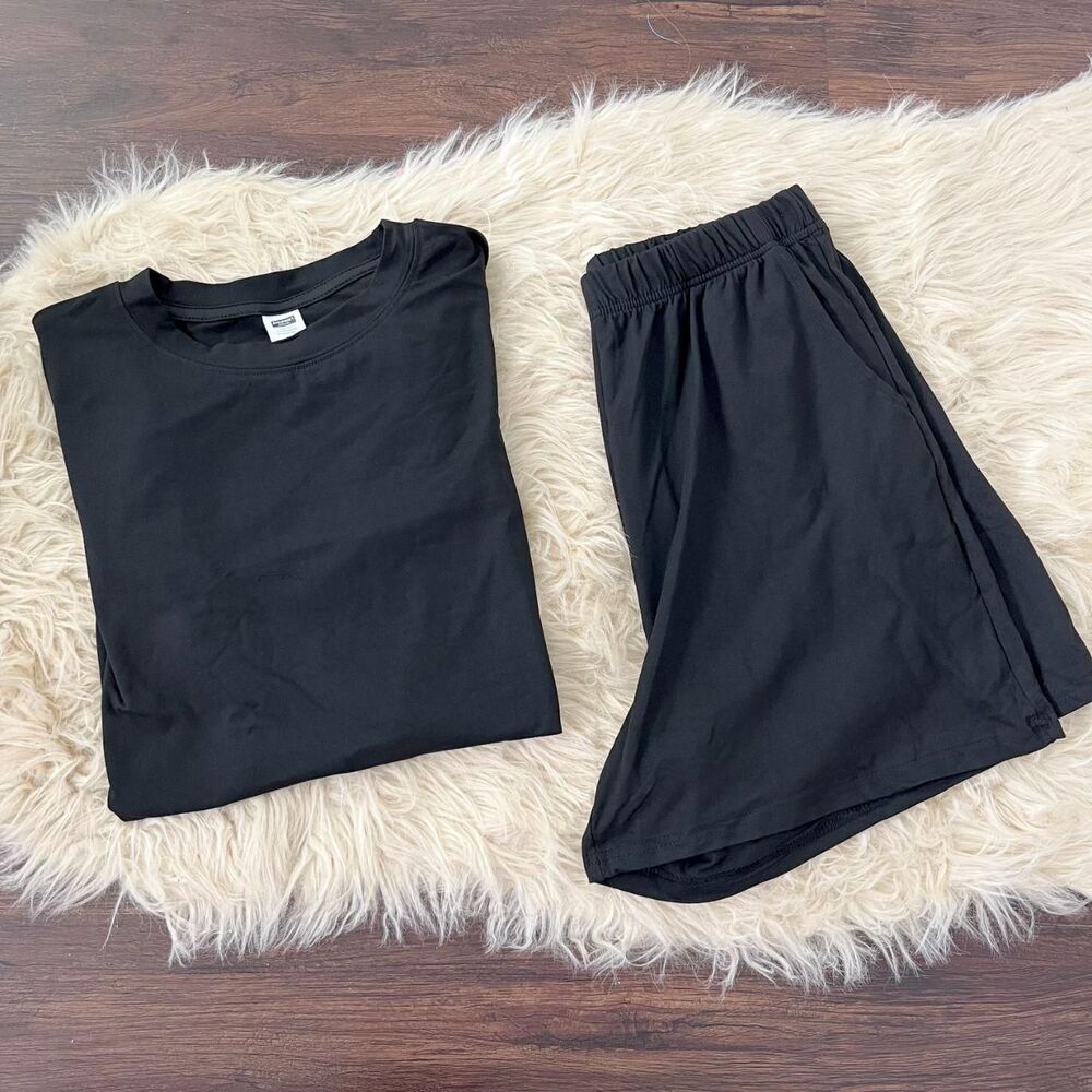 Soft Stretchy Black Matching T-shirt and Shorts Lounge Set Size L NWOT